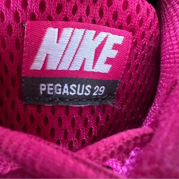 Nike Women's Fuchsia Sneakers with Black and White Accents - Picture 10 of 11